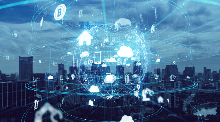 Cloud networking trends featuring AI, quantum computing, and IoT